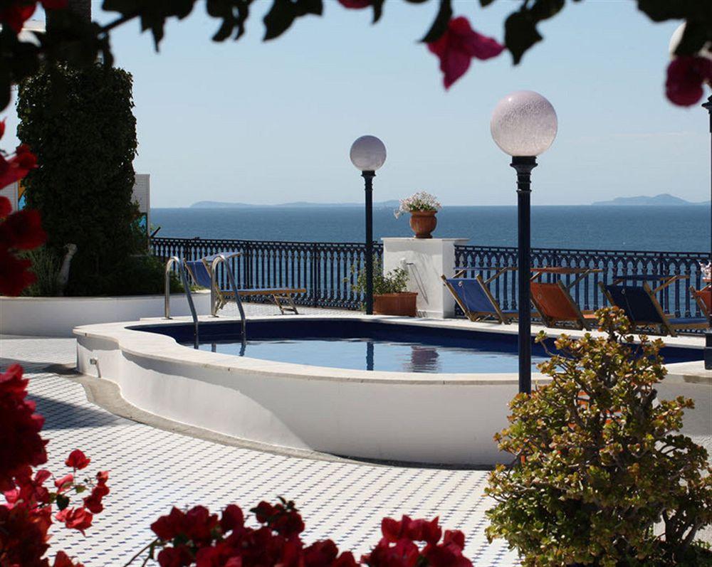 Villa La Terrazza Suites Sorrento Luaran gambar